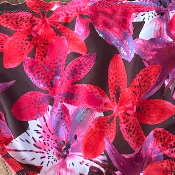 NWT Leilani Cali Pant Floral tropical Bikini bottom quicksilver size 12 - Picture 8 of 11